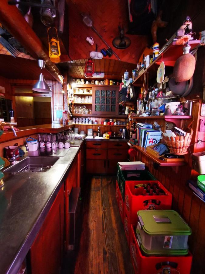 ロヴェンツェ・ナ・ポホリュ Penzijon Urbanc Bed & Breakfast エクステリア 写真