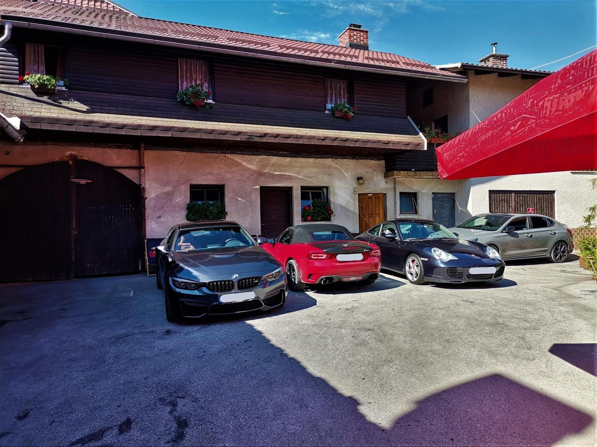 ロヴェンツェ・ナ・ポホリュ Penzijon Urbanc Bed & Breakfast エクステリア 写真